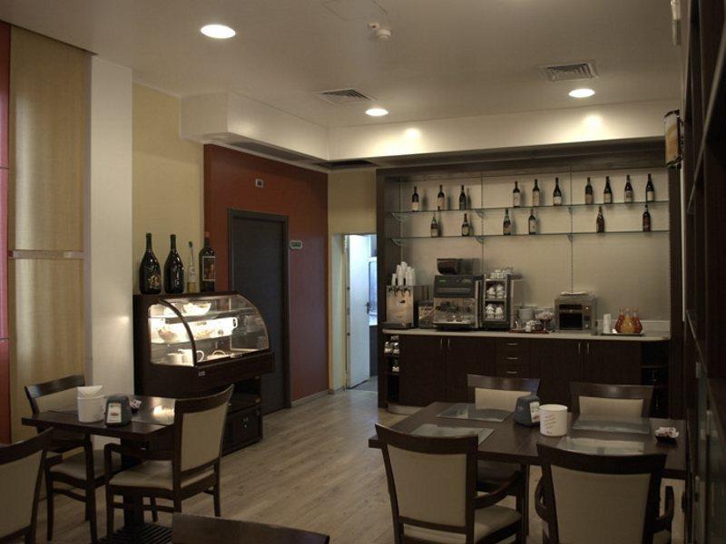 Hotel Fiera Wellness & Bolonia