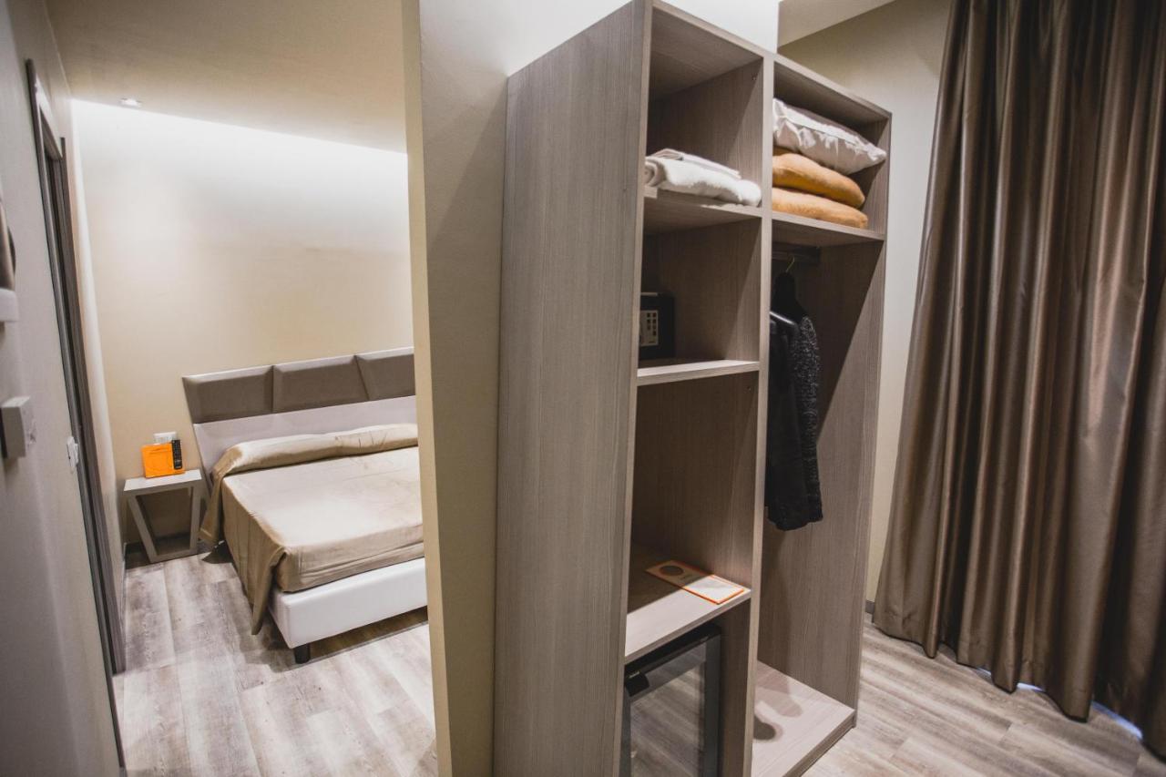 Hotel Fiera Wellness & Bolonia